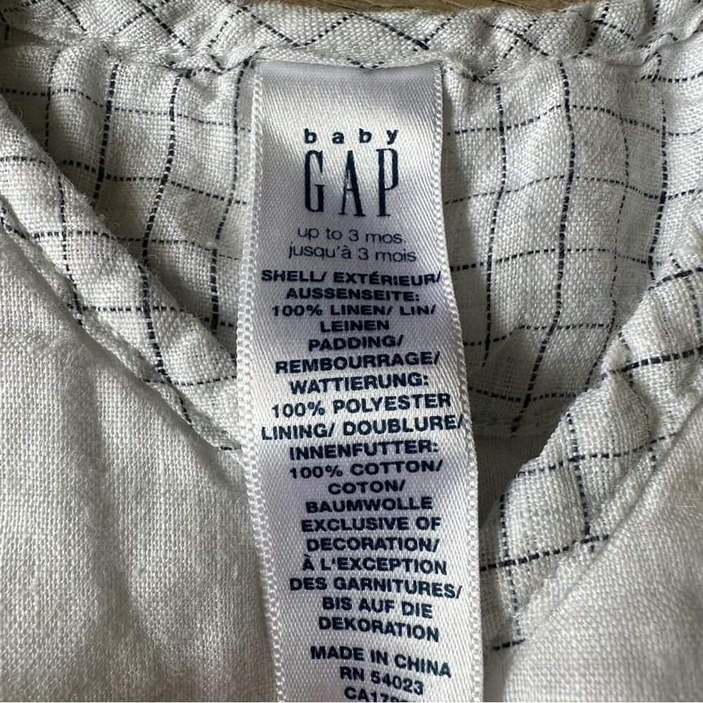 Baby GAP 100% Linen White One Piece up to 3 Months